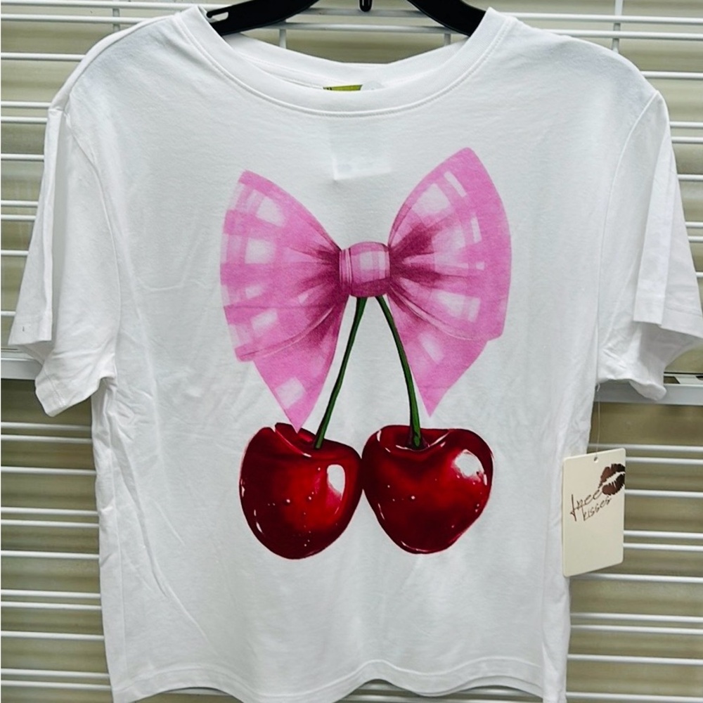 coquette Bow t shirt FREE KISSES 
LOS ANGELES 
Cherries !!!  Cutest tee